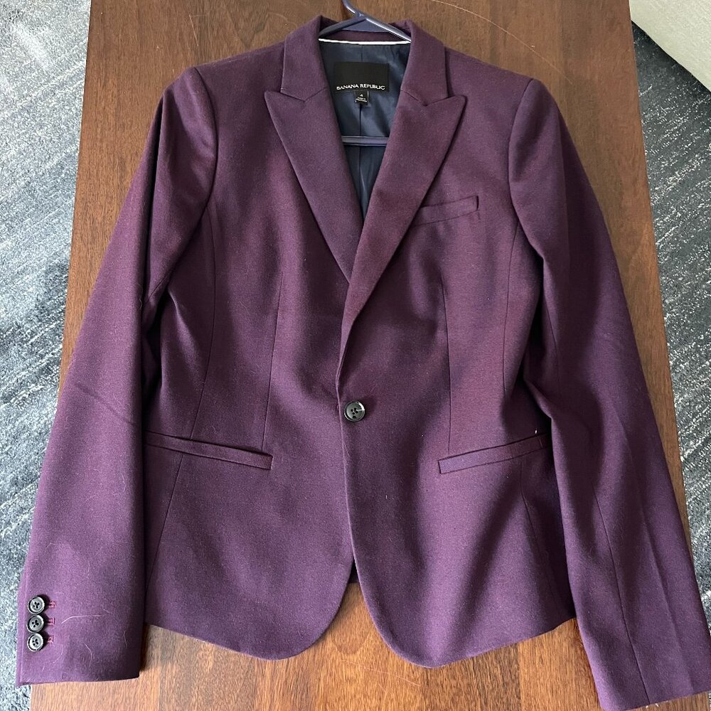 Banana Republic Factory Tweed Blazer - Size 4 Maroon